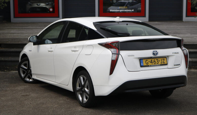 Toyota Prius 1.8 Dynamic full