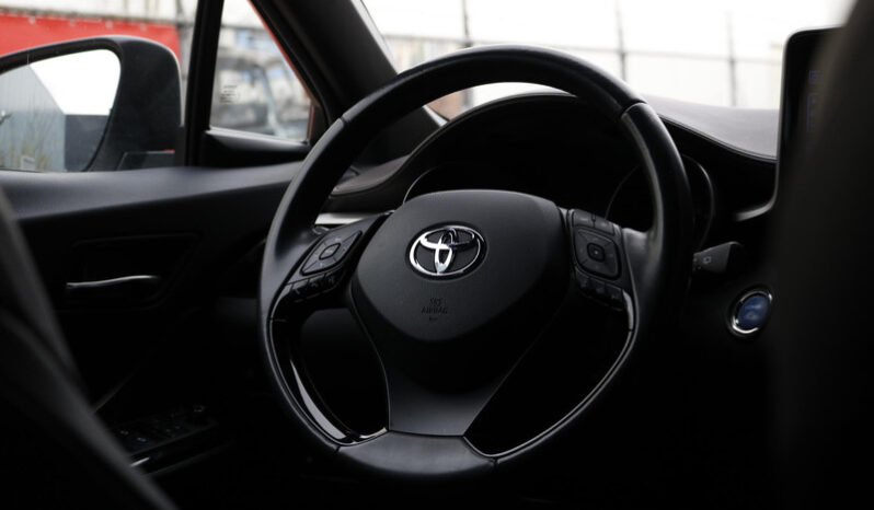 Toyota C-HR 1.8 Hybrid Executive full