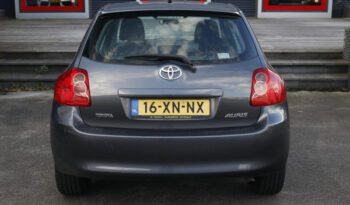 Toyota Auris 1.6-16V Sol full