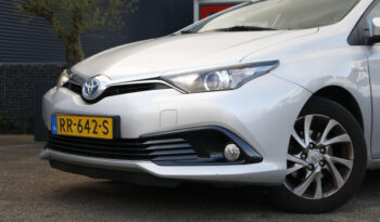 Toyota Auris Touring Sports 1.8 Hybrid Dynamic full