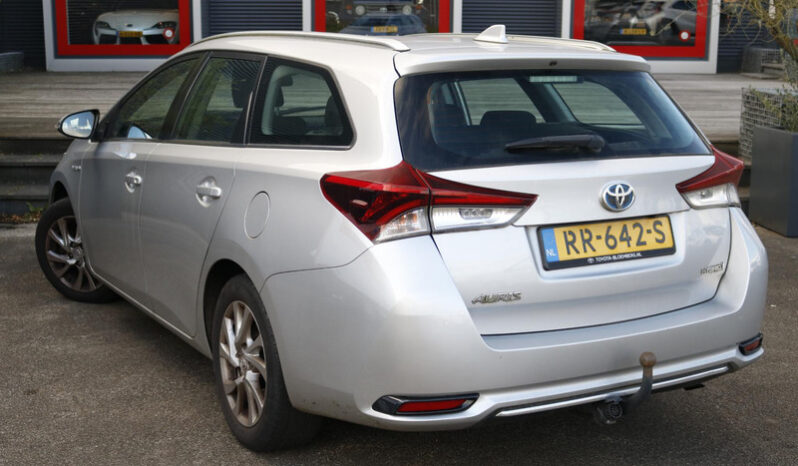 Toyota Auris Touring Sports 1.8 Hybrid Dynamic full