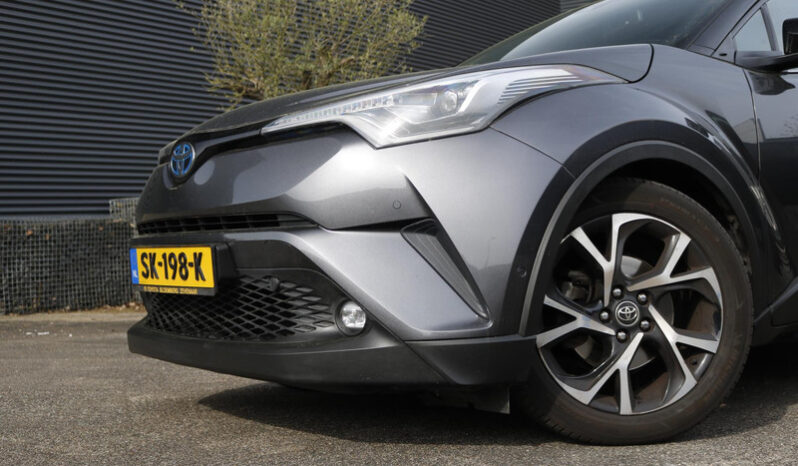 Toyota C-HR 1.8 Hybrid Bi-Tone Plus full