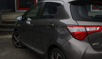 Toyota Yaris 1.5 Hybrid Executive full