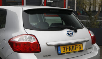 Toyota Auris 1.8 Full Hybrid Dynamic full