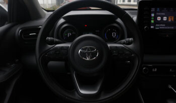 Toyota Yaris 1.5 Hybrid Dynamic full