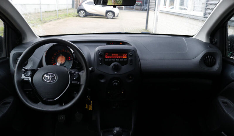 Toyota Aygo 1.0 VVT-i x-fun full