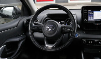 Toyota Yaris 1.5 Hybrid First Edition full