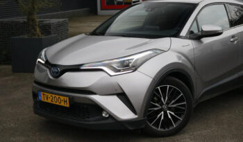 Toyota C-HR 1.8 Hybrid Style | Stuurverwarming full