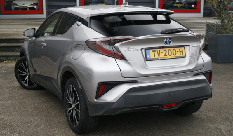 Toyota C-HR 1.8 Hybrid Style | Stuurverwarming full